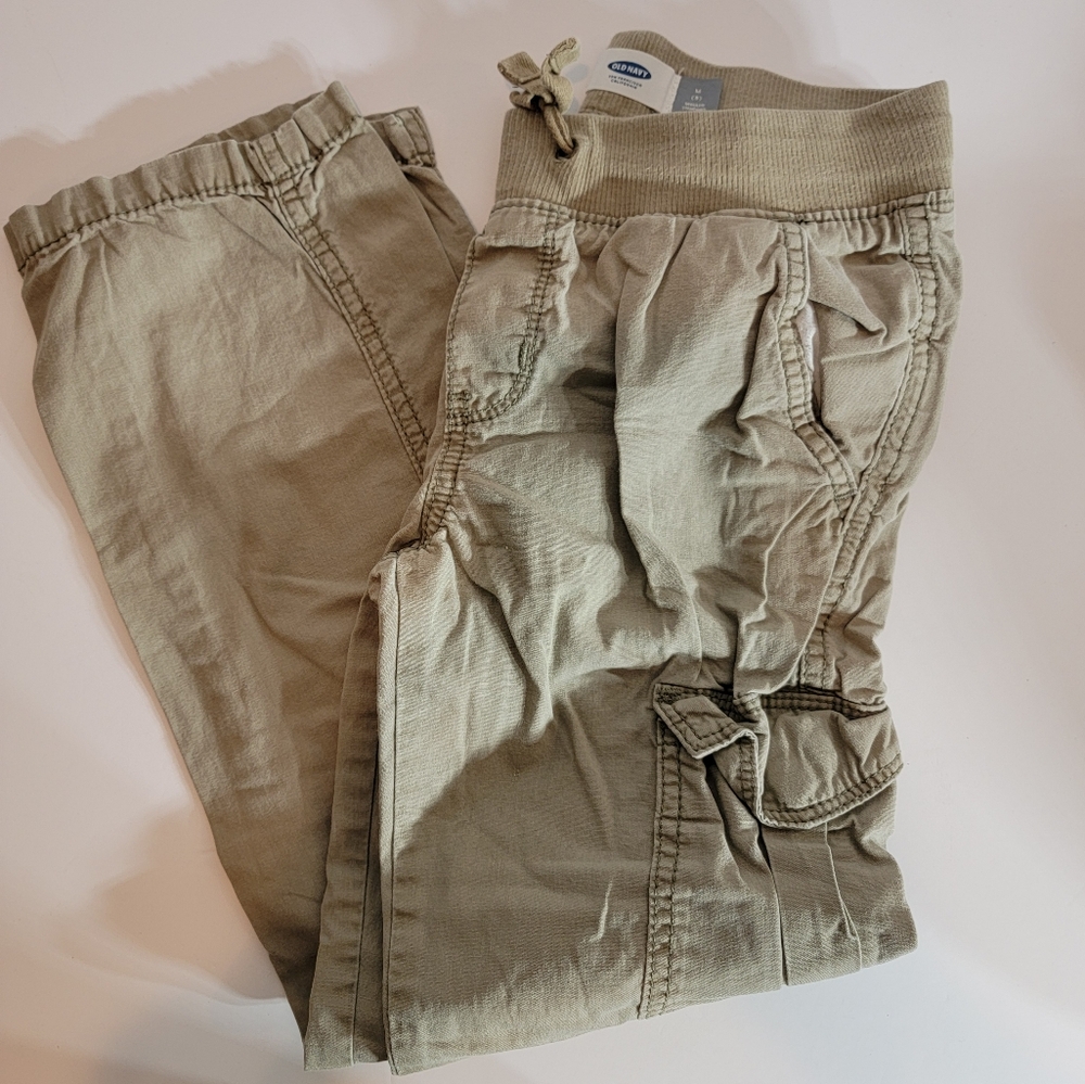 Boys Old Navy Khaki pants